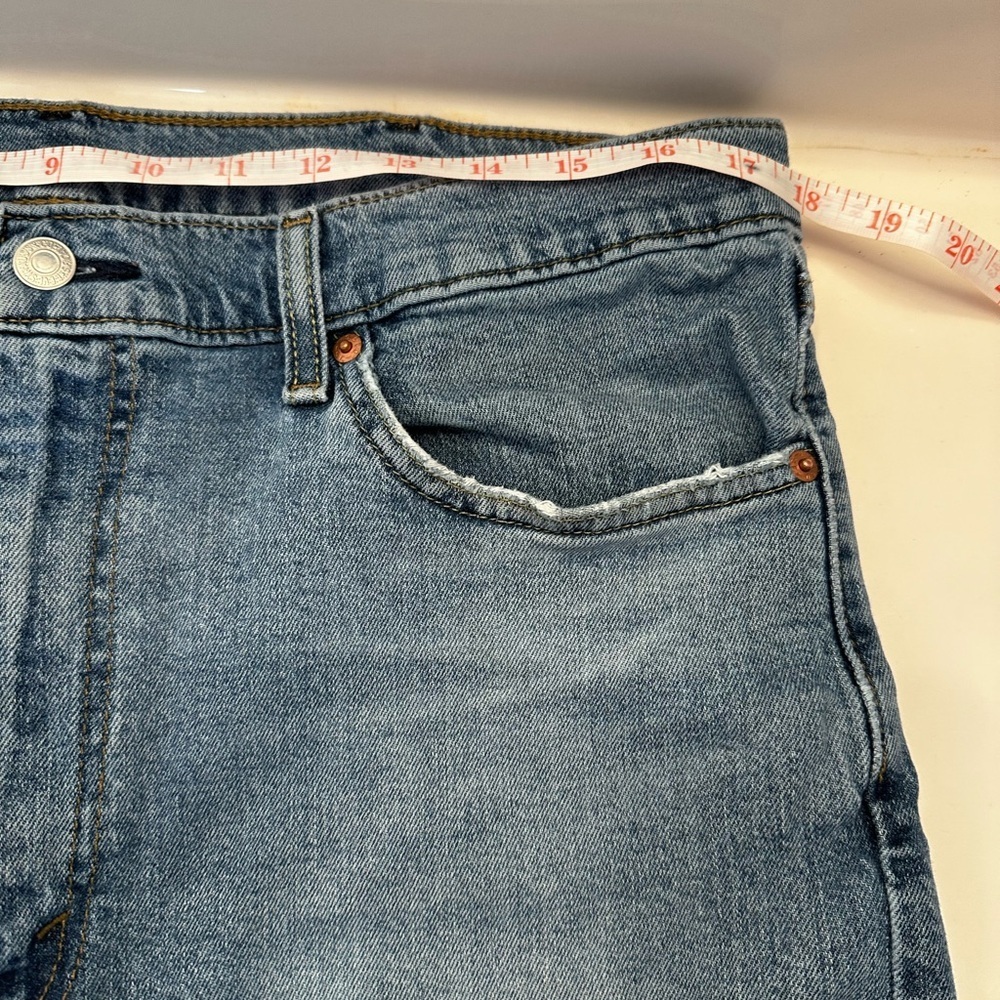 Levi's 514 W 38 L 30 Blue Relaxed Fit Distressed Jeans - Picture 4 of 5